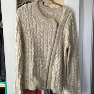 41 Hawthron Sweater
